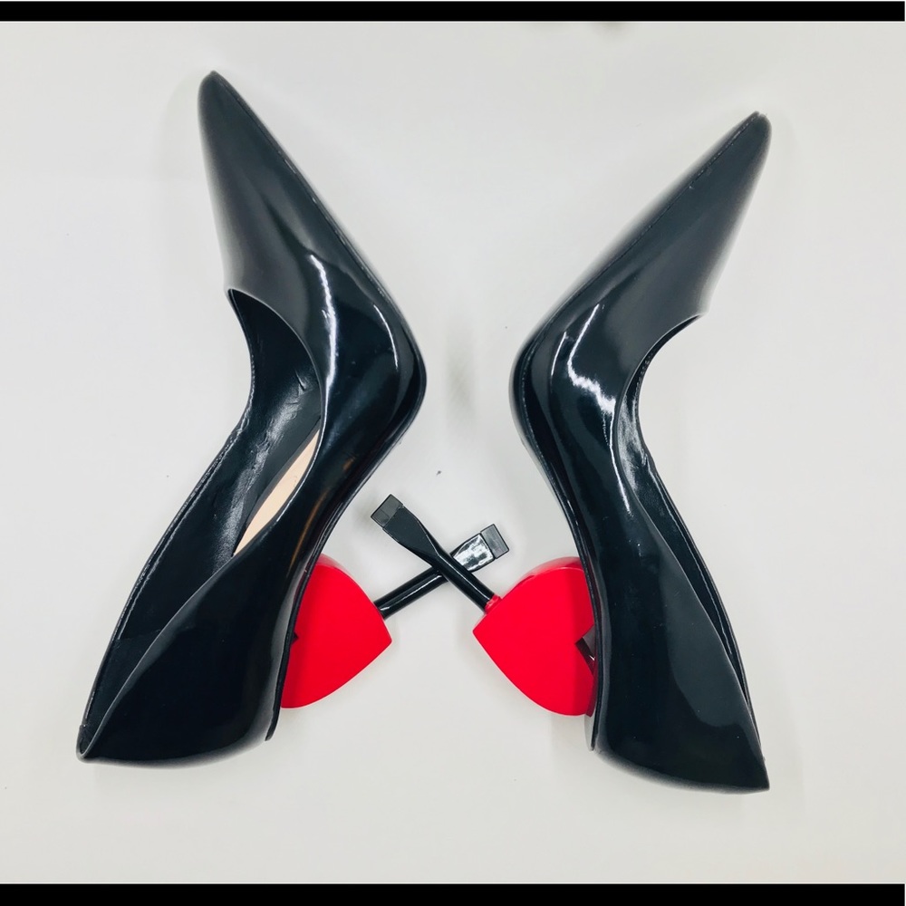 NEW ALDO CUPID BLACK AND RED HEART STILETTO HEELS.